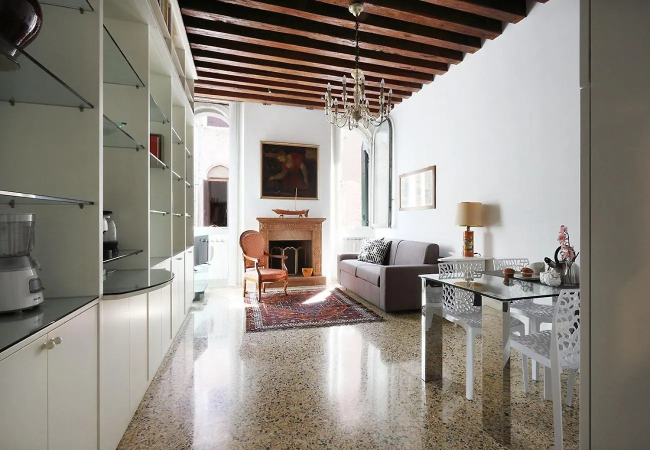 Lejlighed Casa Del Mandolino - Cozy Apt Near The Station! Venedig